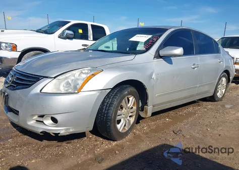2011 Nissan Altima 2.5 S z USA, uszkodzony, nr VIN 1N4AL2AP9BN453242